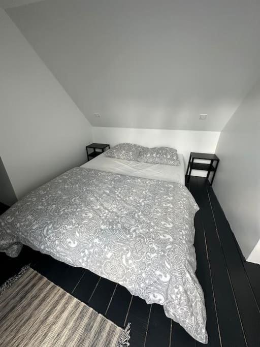 Joli Loft Apartment Ploermel Bagian luar foto
