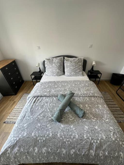 Joli Loft Apartment Ploermel Bagian luar foto